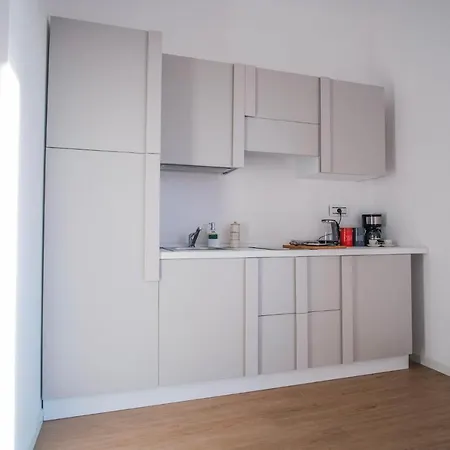 Rossani Suites&aparts Барі